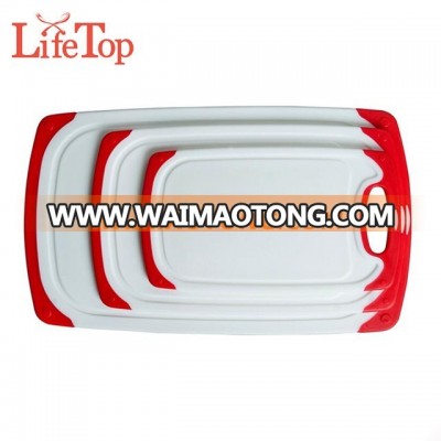 Non Slip Plastic Chopping Boards with Juice Groove Lip and Handle